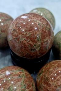 Esfera de Piedra Unakita, Esfera de Cristal de Unakita Natural, Bola de Piedra Curativa Verde y Rosa, tamaño 50-55 mm - Product Image 2