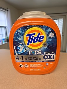 Cápsulas de Detergente para Ropa Ultra Oxi, 104 Unidades, Alta Concentración, Aroma a Lavanda, Flores, Limón y Jazmín / 4 en 1 / PARA TODAS LAS LAVADORAS - Product Image 2