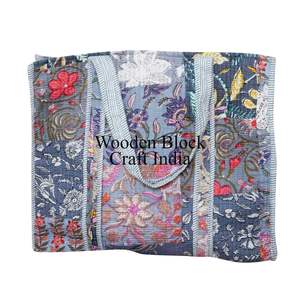 Sac fourre-tout réversible à imprimé floral magnifique, sac de shopping en coton matelassé de designer indien, sac fourre-tout imprimé populaire pour l'été pour femmes - Product Image 6