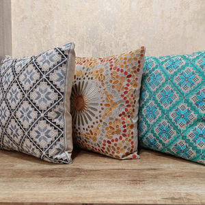 Tendance décorative nouveau traditionnel Jacquared broderie maison housse de coussin oreiller Shamrey avant dos solide 100% coton - Product Image 1