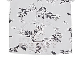 FANTASY WEAR Blusa Informal Moderna para Mujer, Estampado Floral, Corte Holgado, con Logotipo Personalizado - Product Image 6