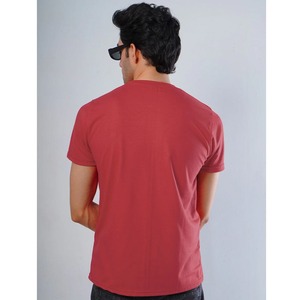 T-shirt Homme Slim Fit Personnalisé de Haute Qualité, Respirant, Séchage Rapide, 100% Coton, Uni avec Impression Numérique et Logo - Product Image 3