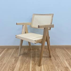 ราคาขายส่งโต๊ะและเก้าอี้ผู้ผลิตเวียดนามเก้าอี้ไม้เถ้าพร้อมโลโก้ที่กําหนดเอง - Product Image 6