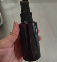 Bouteille pulvérisateur en PET ambré de luxe 100 ml 150 ml avec impression de logo personnalisé, rechargeable, pour cosmétiques et voyage