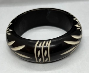Pulseras de Resina al por Mayor, Joyería de Diseño Única Hecha a Mano - Product Image 4