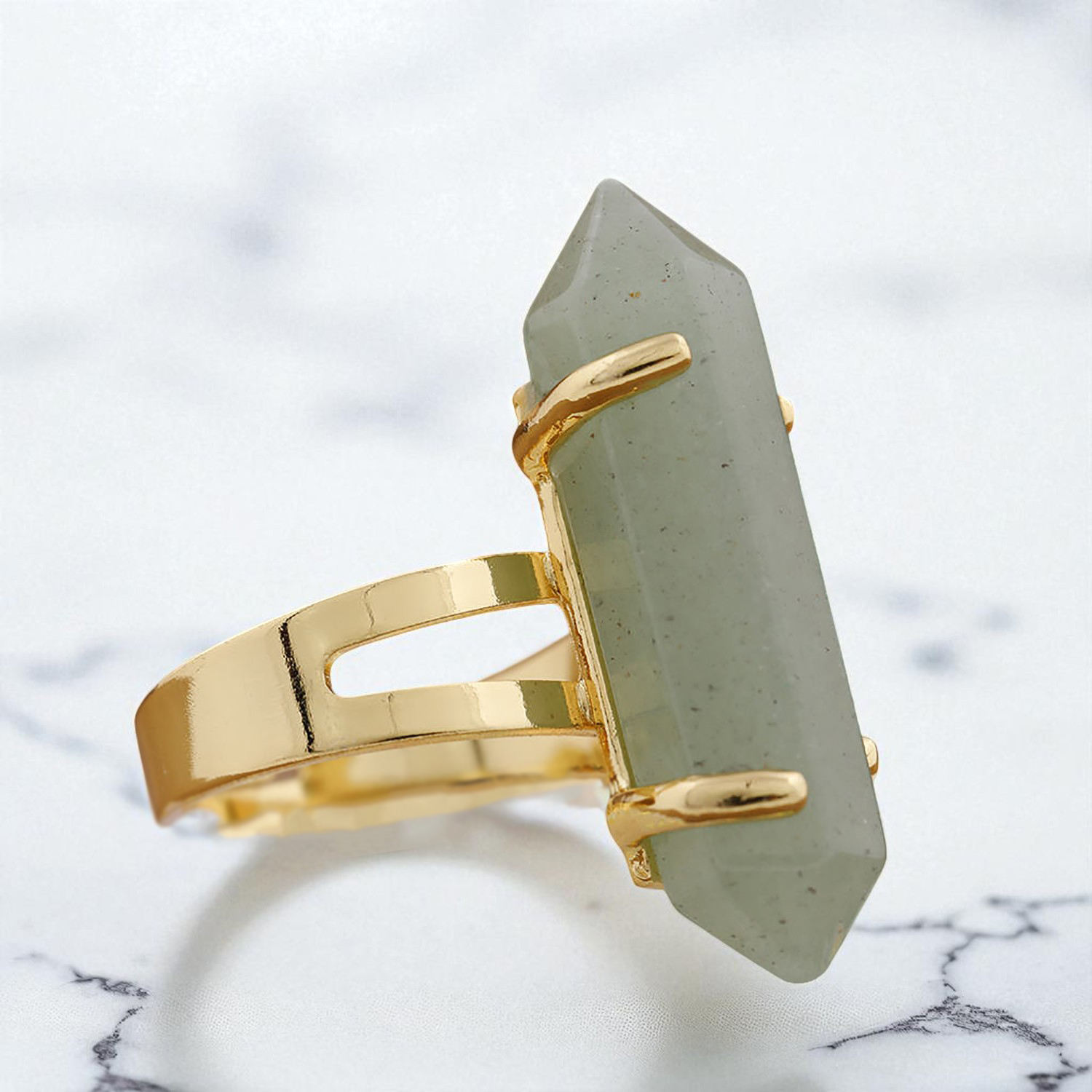 หินสีเขียว