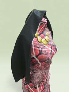 Conjunto de Vestido Swiss Dirac Negro con Estampado Floral Abstracto en Rojo Vino, Chal Negro y Garbasaar Bordado en Color Granate - Product Image 2