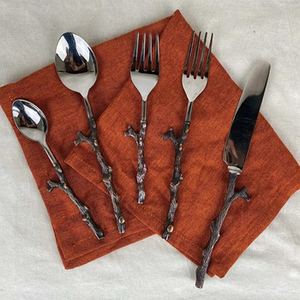 Juego de cubiertos con mango de diseño de hojas en acero de portabilidad plateado perfecto para utensilios de cocina, vajilla y cubiertos de boda - Product Image 5