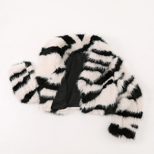 Service OEM Manteaux en fourrure de haute qualité disponibles dans toutes les tailles et couleurs Prix bas quantité minimale de commande raisonnables Facile à porter Look Premium - Product Image 6