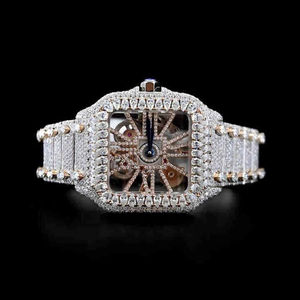 Montre pour homme de haute qualité en acier inoxydable Mouvement à quartz de luxe Entièrement sertie de diamants en moissanite Cadran analogique Verre Style antique - Product Image 1