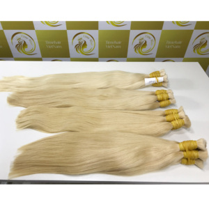 ผมแท้คุณภาพสูงสีบลอนด์โทนเย็นสุดฮิต ดูเป็นธรรมชาติแบบยุโรป ความยาว 24 นิ้ว เกรดเวอร์จิ้น จัดเรียงเกล็ดผม - Product Image 6