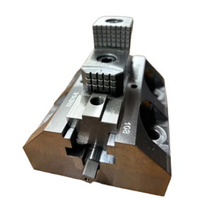 Mâchoires de fraisage VTL extra résistantes, construction en acier pour applications de fraisage lourds - Product Image 1