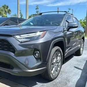 SUV hybride RAV4 Limited AWD 4 portes 2024 légèrement utilisé avec intérieur foncé, conduite à droite/gauche, livraison rapide et vente disponible - Product Image 1