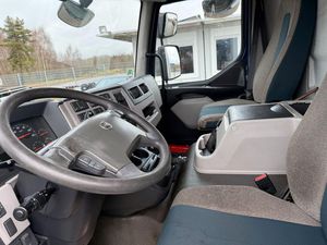 Nuovo 2019 Volvo FL 280 Thermo King T-600R LBW CARRY 4x2 con carrozzeria refrigerata a 2 assi - Product Image 3