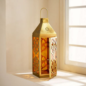 Lanterne porte-bougie marocaine en fer durable avec verre orange pour la décoration de sol à la maison, idéale pour le Ramadan, Noël et Pâques - Product Image 3