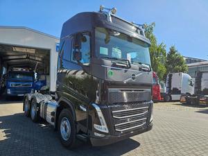 Volvo FH 540 6x4 Trasmissione Automatica Diesel Euro 6e Motore a Combustione Interna 3 Assi Potenza 405 kW (551 CV) - Product Image 3