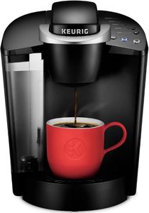 Machine à café à dosettes Keurig K-Classic, avec 3 tailles de préparation, réservoir amovible de 48 oz, noir - Product Image 1
