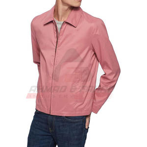 Vestes personnalisées de golf pour hommes en polyester Vestes de golf pour hommes légères de sport fabriquées au Pakistan - Product Image 3