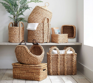 Cesta de almacenamiento ecológica hecha a mano de Vietnam 100% para el hogar, diseño ovalado de jacinto de agua con asas para almacenamiento y decoración del hogar - Product Image 4