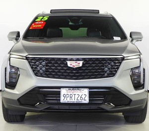 Cadillac XT4 Premium Luxury FWD 2025 - Product Image 1