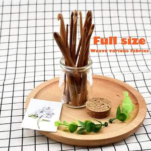 Aguja de ganchillo con acabado natural sin químicos agresivos, aguja de ganchillo de madera aceitada a mano con revestimiento protector de CRAFT ZONE EXPORT - Product Image 5