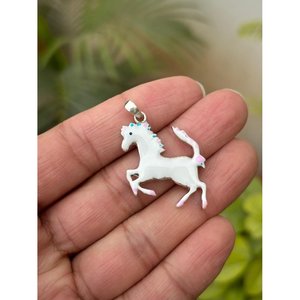 Colgante de Unicornio de Plata 925 con Diamante Corte Princesa, Bañado en Rodio, Estilo Religioso, para Joyería, Material Oro Platino - Product Image 1