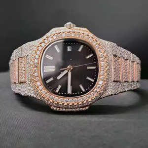 Montre analogique pour homme en acier inoxydable, style antique, à quartz, résistante à l'eau, sertie de diamants en moissanite VVS, noire, personnalisable - Product Image 2