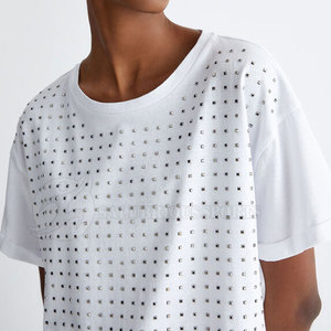Sudaderas y sudaderas ligeras de Invierno para mujer Nuevo diseño Ropa de punto con estampado frontal con detalle de diamantes de imitación - Product Image 4