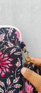 Handmade Luxury Modern Lightweight Eco-Friendly Cotton Laptop Bag Vintage Floral Work Tote Crossbody Waterproof Business Office - Product Image 4