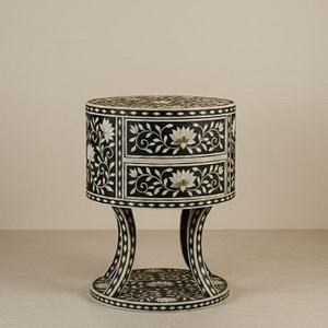 Muebles de Salón Modernos Personalizados con Incrustaciones de Hueso Floral, Mesa de Noche y Cómoda Hechas a Mano en India - Product Image 2