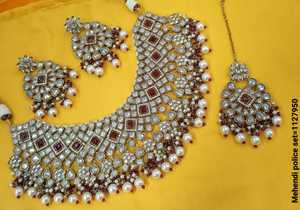 Nuevo diseño elegante chapado en oro tradicional Motipearl & Drop Kundan tachonado gargantilla collar pendiente Mangtika conjunto y conjunto de joyería Mujer - Product Image 4