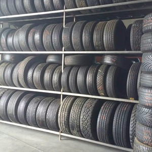 Neumáticos Usados 425/85R21 1600-20 Mercado Alemán Neumáticos Usados Naturales 425/85R21 1220/400-533 1300X530-533 en Venta - Product Image 1