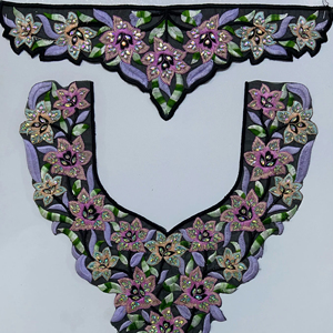 Dentelle gracieuse à col en filet avec broderie de fil et de paillettes pour vêtements de fantaisie robes de saris chemisier décolleté et robes kurti - Product Image 1