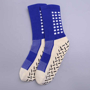 ถุงเท้าเล่นกีฬากันลื่นสำหรับเล่นฟุตบอลบาสเก็ตบอลถุงเท้ามีโลโก้ออกแบบได้ตามต้องการ - Product Image 1