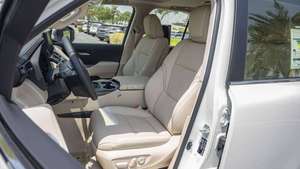 VENTAS RÁPIDAS TOYOTA LAND-CRUISERs VXR SUV de Lujo USADOS - Product Image 5