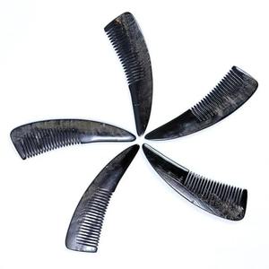 <b>Best</b> Quality Cow Horn Handmade Quality Buffalo Horn Polished Customized Size <b>Natural</b> Ox Horn Hair Comb - Product Image 1