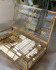 Boîte en verre carrée couleur or, écologique, personnalisable, conçue pour offrir une présentation raffinée et haut de gamme pour les chocolats et les bijoux - Product Image 2
