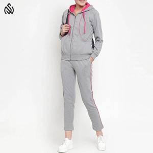 Survêtement d'hiver dernier modèle pour femme 100% coton à séchage rapide 2 couleurs en vente - Product Image 4