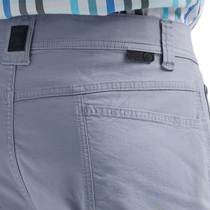 กางเกงยีนส์ขาสั้นน้ำหนักเบาสำหรับผู้ชายกางเกงขาสั้นใส่สบาย - Product Image 5