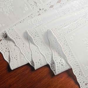 <span class=keywords><strong>Nappe</strong></span> en dentelle <span class=keywords><strong>blanche</strong></span> luxueuse Boen, <span class=keywords><strong>nappe</strong></span> en dentelle imperméable, <span class=keywords><strong>nappe</strong></span> en <span class=keywords><strong>toile</strong></span> <span class=keywords><strong>cirée</strong></span> - Product Image 2