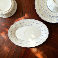 Assiette de service ovale vintage en céramique 10/12 pouces, motif floral bleu en relief, vaisselle en porcelaine pour mariage, hôtel et restaurant