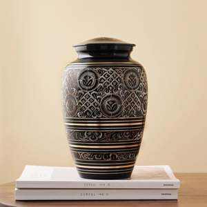 Urna de cremación de latón platino negro profundo y dorado para cenizas humanas adultas grandes urnas conmemorativas funerarias hechas a mano urna de latón - Product Image 1