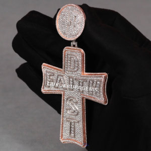 สำหรับทุกเพศ925สเตอร์ลิงเงิน VVS ความชัดเจนจี้เพชร Moissanite ทันสมัยออกแบบให้ดูไม่ซ้ำใครของขวัญสไตล์ฮิปฮอป - Product Image 3