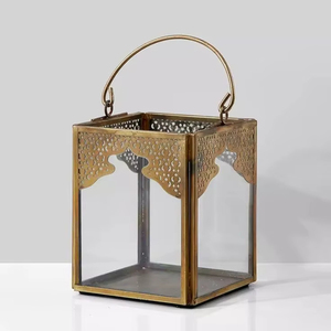 ของตกแต่งเดือนรอมฎอนทำจากโลหะมีลวดลายที่สลับซับซ้อนเหมาะสำหรับห้องรับประทานอาหารและบ้านที่หรูหรา - Product Image 1