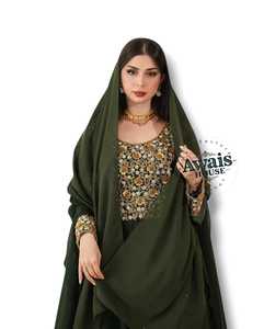 Robe Kaftan Modeste de Luxe Brodée de Cristaux Faite à la Main, Abaya Dubaï Longue jusqu'au Sol avec Détails Perlés, Style Africain Moyen-Orient Islamique - Product Image 3