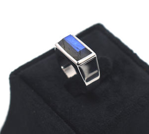 แหวนลาบราโดไรต์สีน้ำเงินธรรมชาติในตัวเรือนเงินแท้ 92.5 เป็นของขวัญคริสต์มาส - Product Image 1