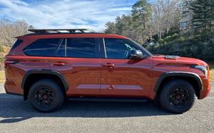 Occasion 2024 Toyyota Sequuoia TRD Pro Twin Turbo V6 4WD TRD Galerie de toit - Product Image 6