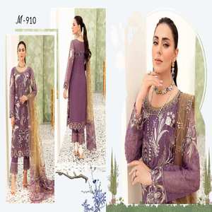 Ropa india y paquistaní para mujer, ropa de fiesta y boda, trajes bordados pesados con excelentes precios por Ramsha - Product Image 5