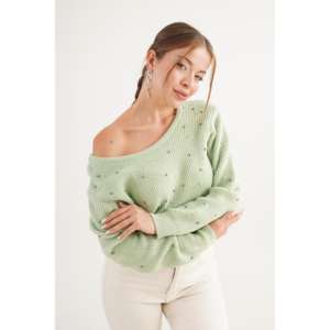 Pull décontracté vert brodé rose sans dos pour la vente en gros - Product Image 4