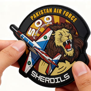 Écusson en PVC personnalisé de la <span class=keywords><strong>division</strong></span> aérienne du Pakistan, fabrication directe, logo en caoutchouc souple 3D avec dos auto-agrippant - Product Image 6